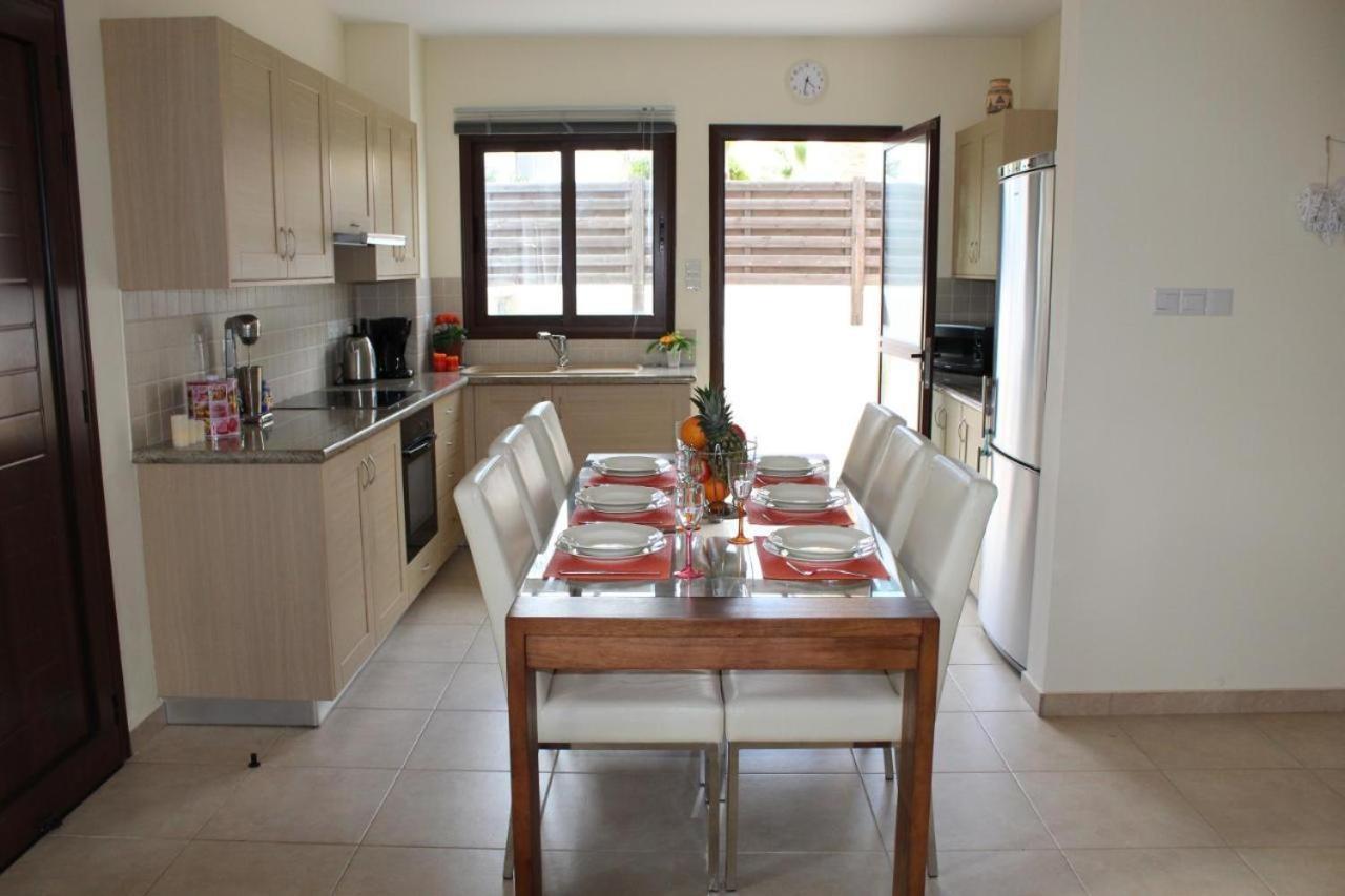 Unique Beach Luxurious Villas Agia Napa Buitenkant foto