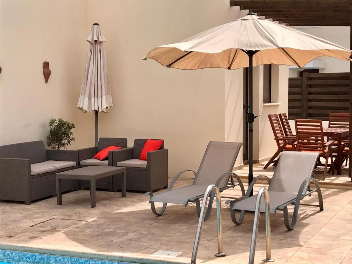 Unique Beach Luxurious Villas Agia Napa Buitenkant foto