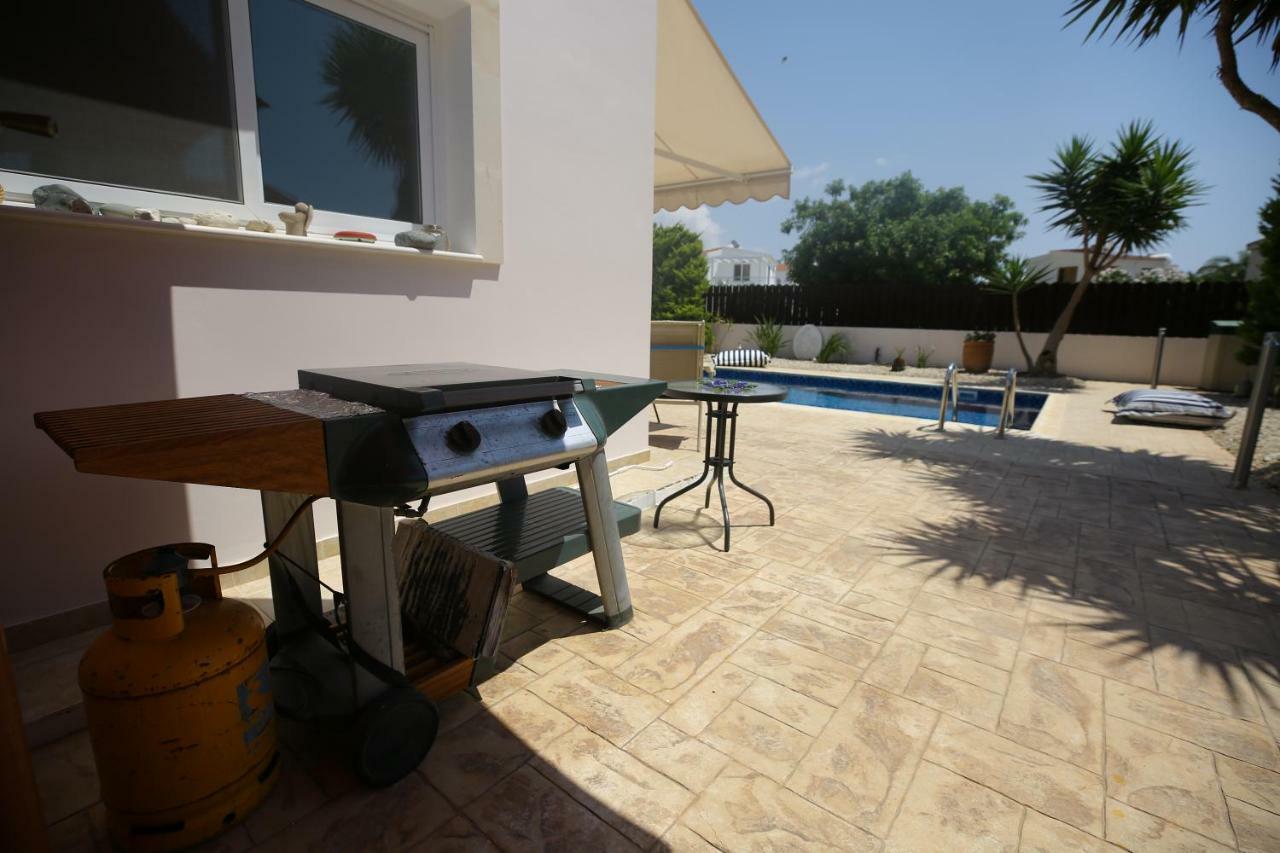 Unique Beach Luxurious Villas Agia Napa Buitenkant foto